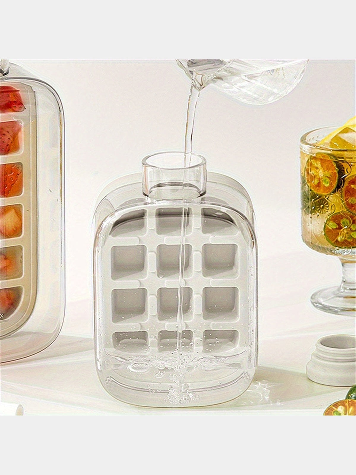 Ice Cube Maker Bottle (Trending !!)